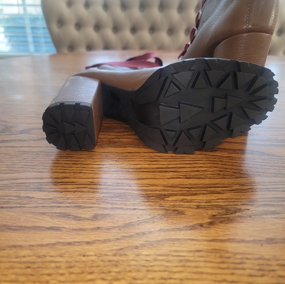 NWT Schutz Zara Dark Tan Maroon Platform Genuine Leather Combat Heel Boots - Picture 12 of 17